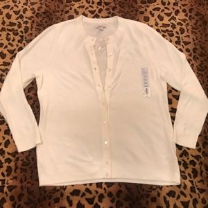 M Croft & Barrow Soft Pearl Button Womens Cardigan